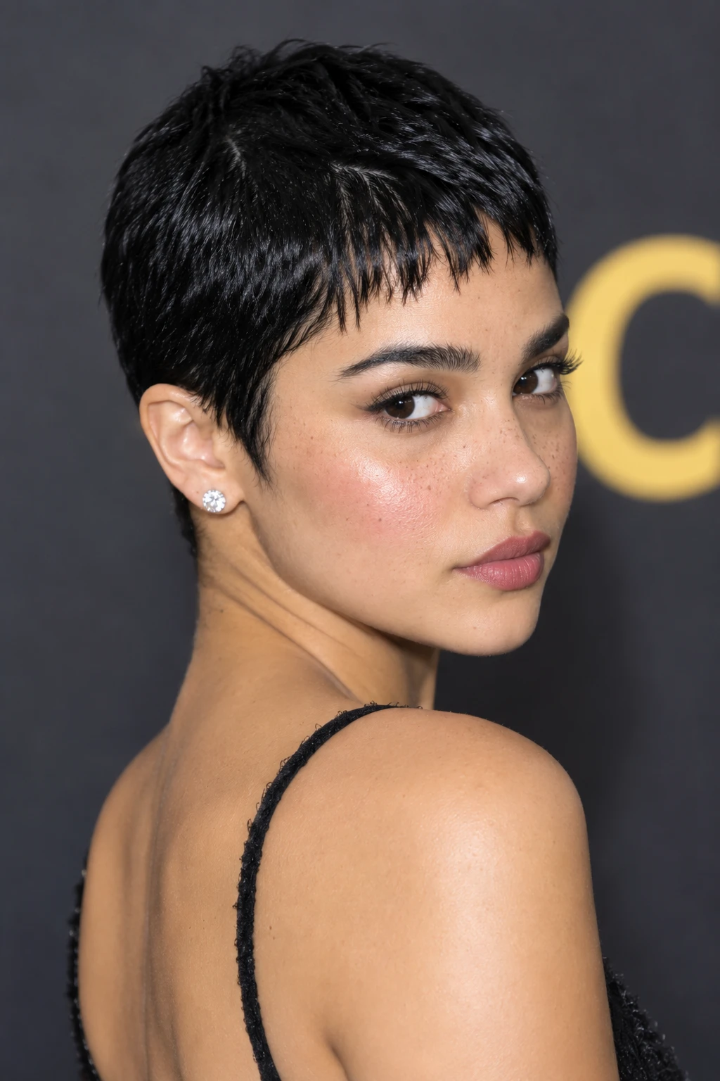 Cropped Texture Pixie with Micro Fringe